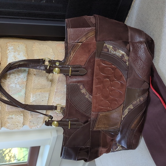 COACH I Y2K Brown Suede, Leather & Canvas Signature Patchwork Shoulder Bag Purse - Picture 1 of 17